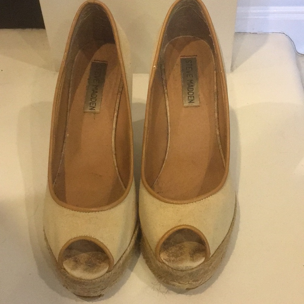 Steve Madden Wedges